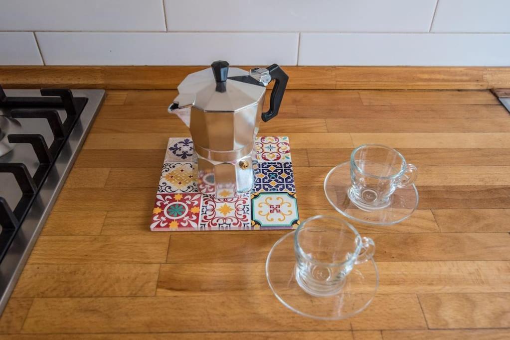 Enjoy Home - Bilocale Sulle Riviere A Due Passi Dalla Specola Padova Bagian luar foto